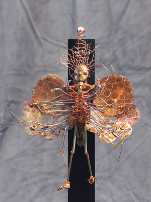 Fauna Sculpture - Circle Wings: A Figure of Circles