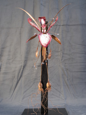 Iris Sculpture - Ooooooh Me? (Full View)